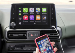 new-citroen-berlingo-tablette-tactile