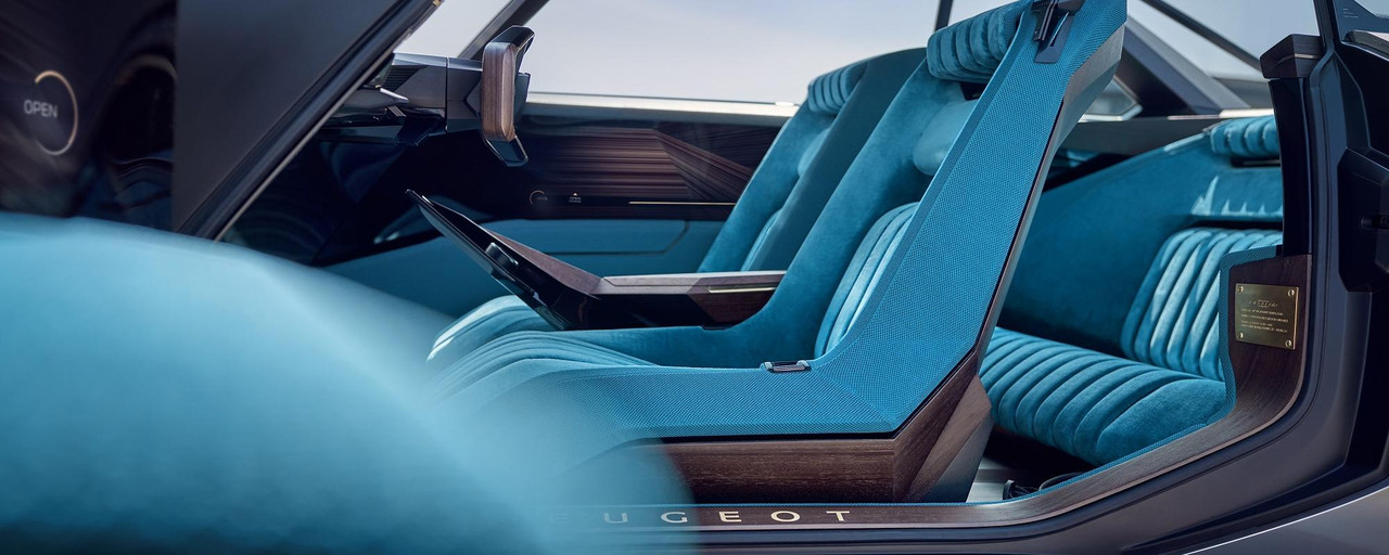 peugeot-e-legend-18 Le Responsive i-COCKPIT®
